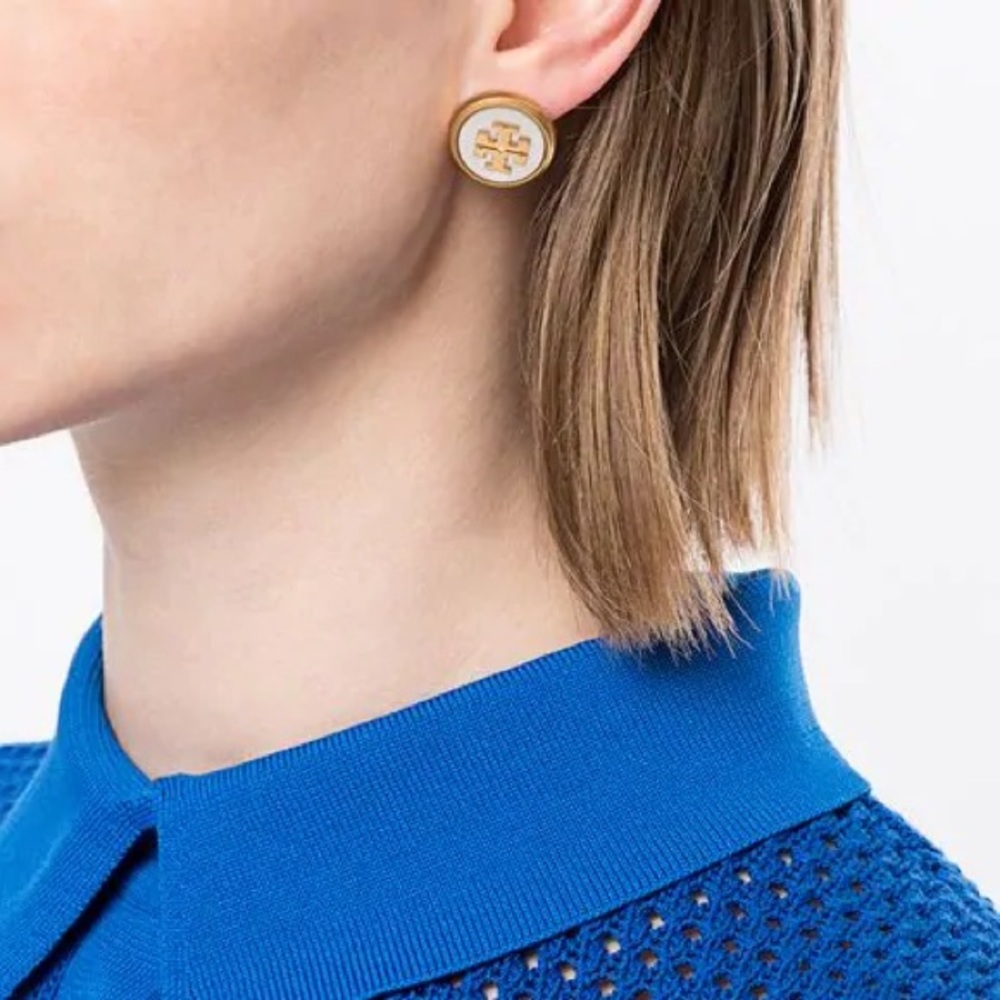 Tory Burch Mother-of-pearl T Logo Stud Earring - Picture 8 of 9